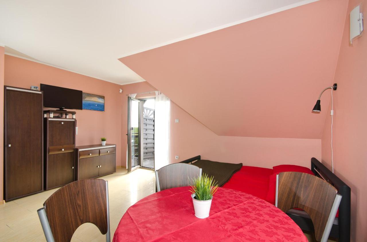 Pod Strzecha Hotel Darlowo Luaran gambar